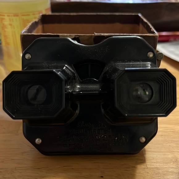 Vintage View Master Stereoscope 14 Reels 1947-55 - Picture 2 of 11